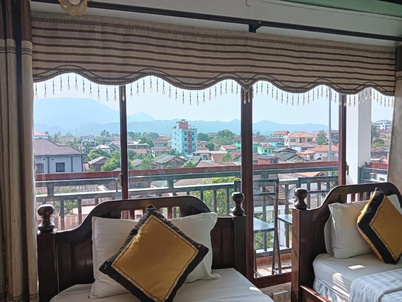 Bountang Riverside Hotel 방 비엥 외부 사진