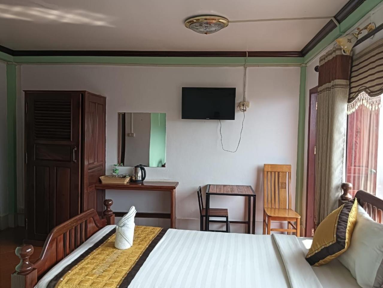 Bountang Riverside Hotel 방 비엥 외부 사진