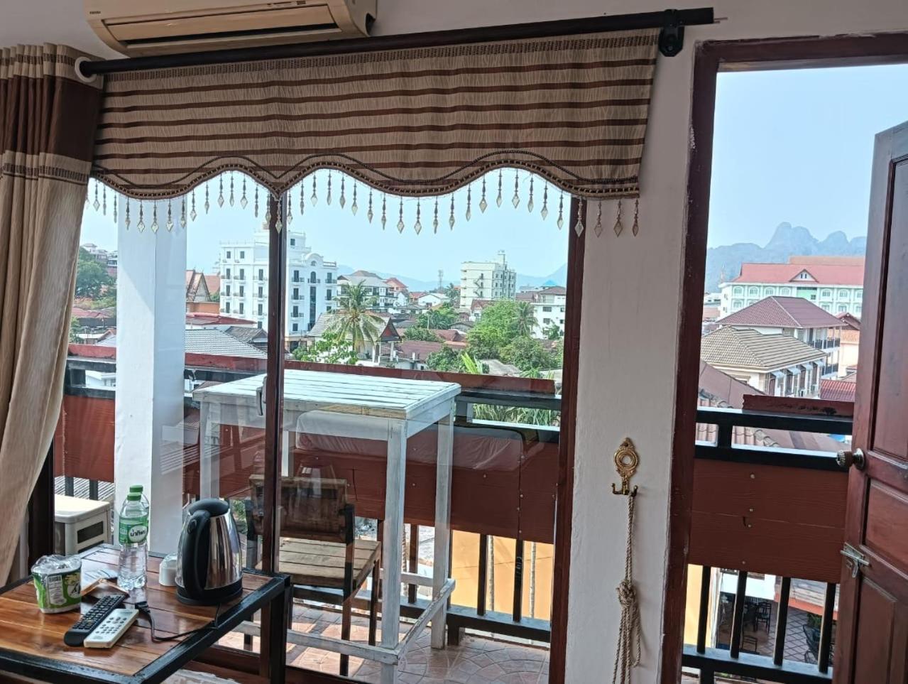 Bountang Riverside Hotel 방 비엥 외부 사진