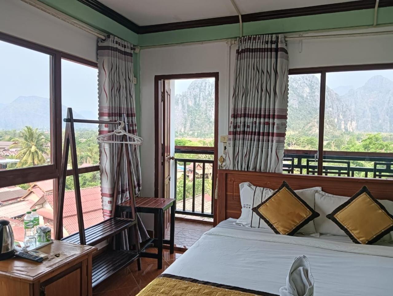 Bountang Riverside Hotel 방 비엥 외부 사진