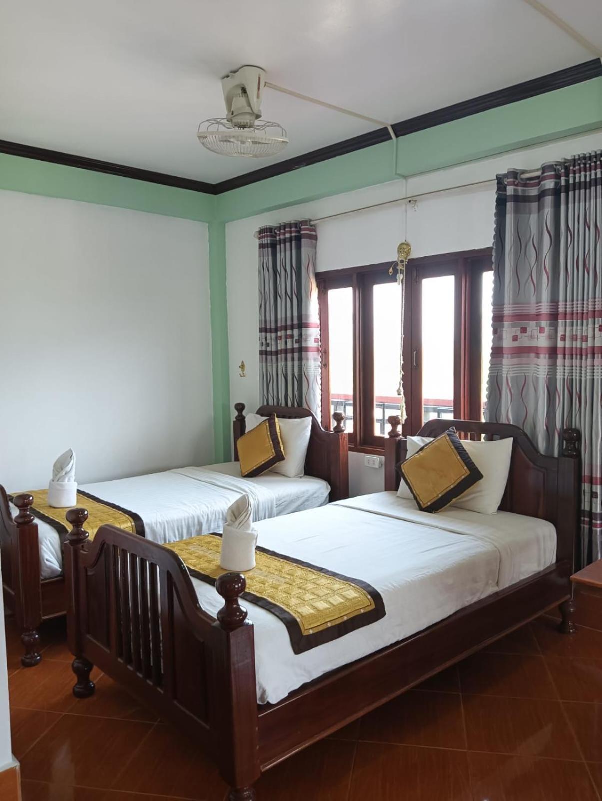 Bountang Riverside Hotel 방 비엥 외부 사진