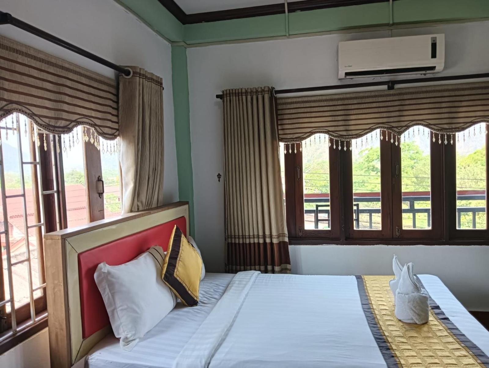 Bountang Riverside Hotel 방 비엥 외부 사진